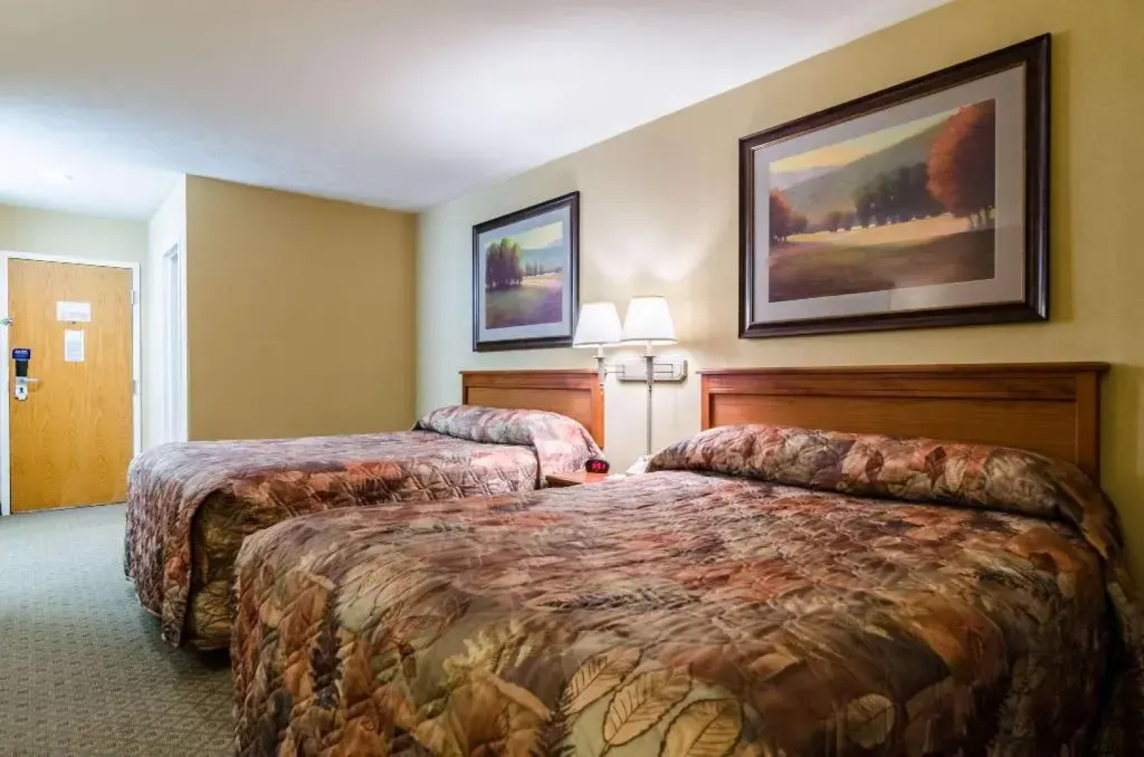 Super 8 by Wyndham Cozad