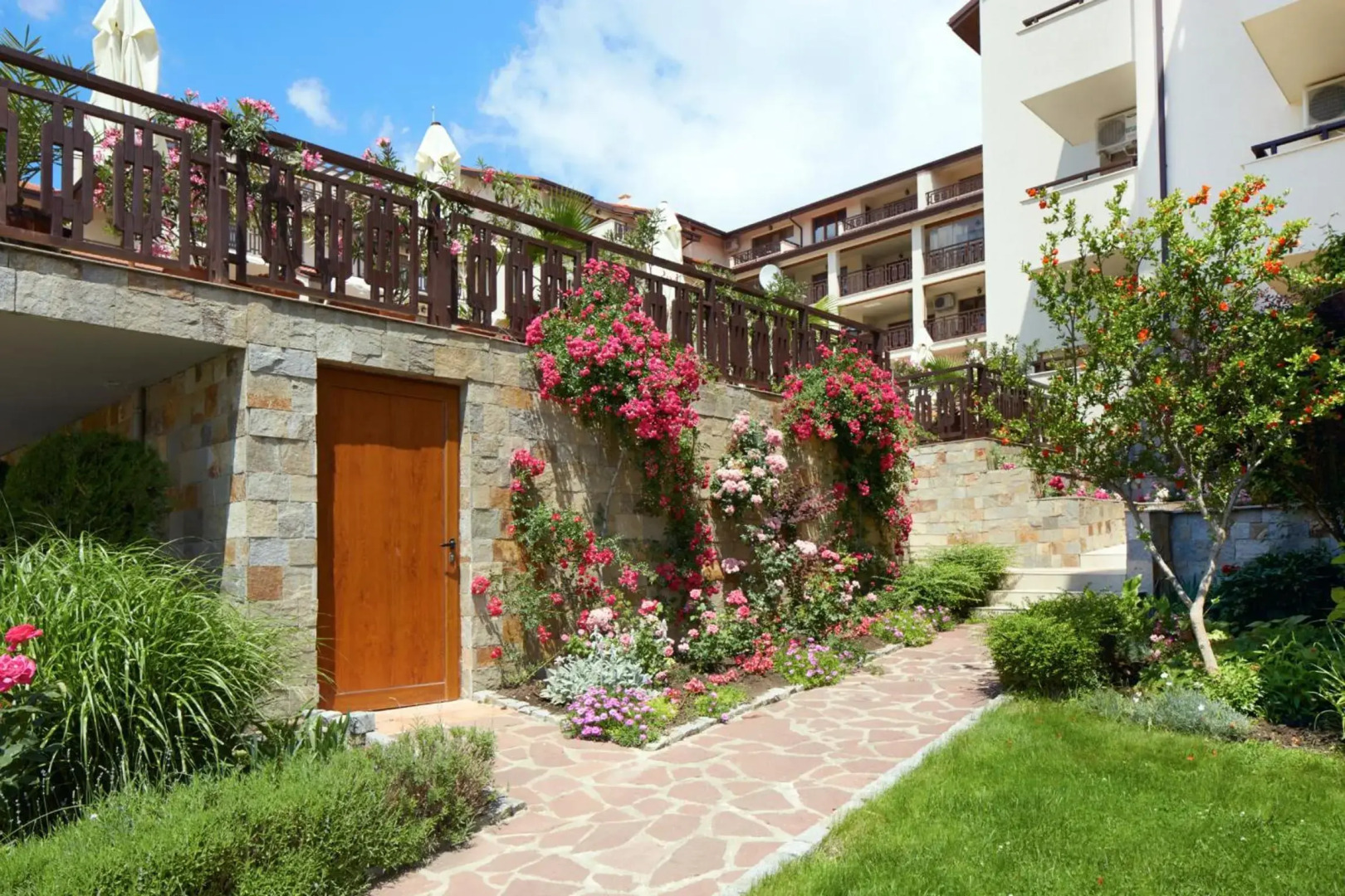 Relax Holiday Complex & Spa