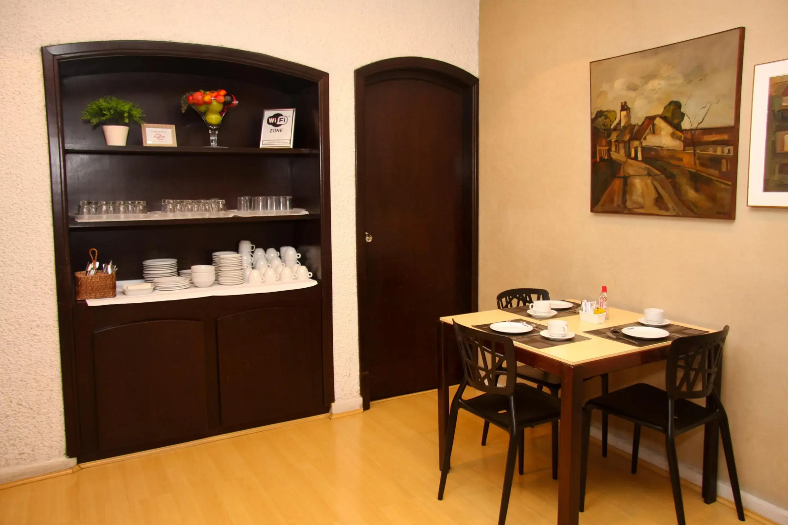 Rojas All Suites Hotel