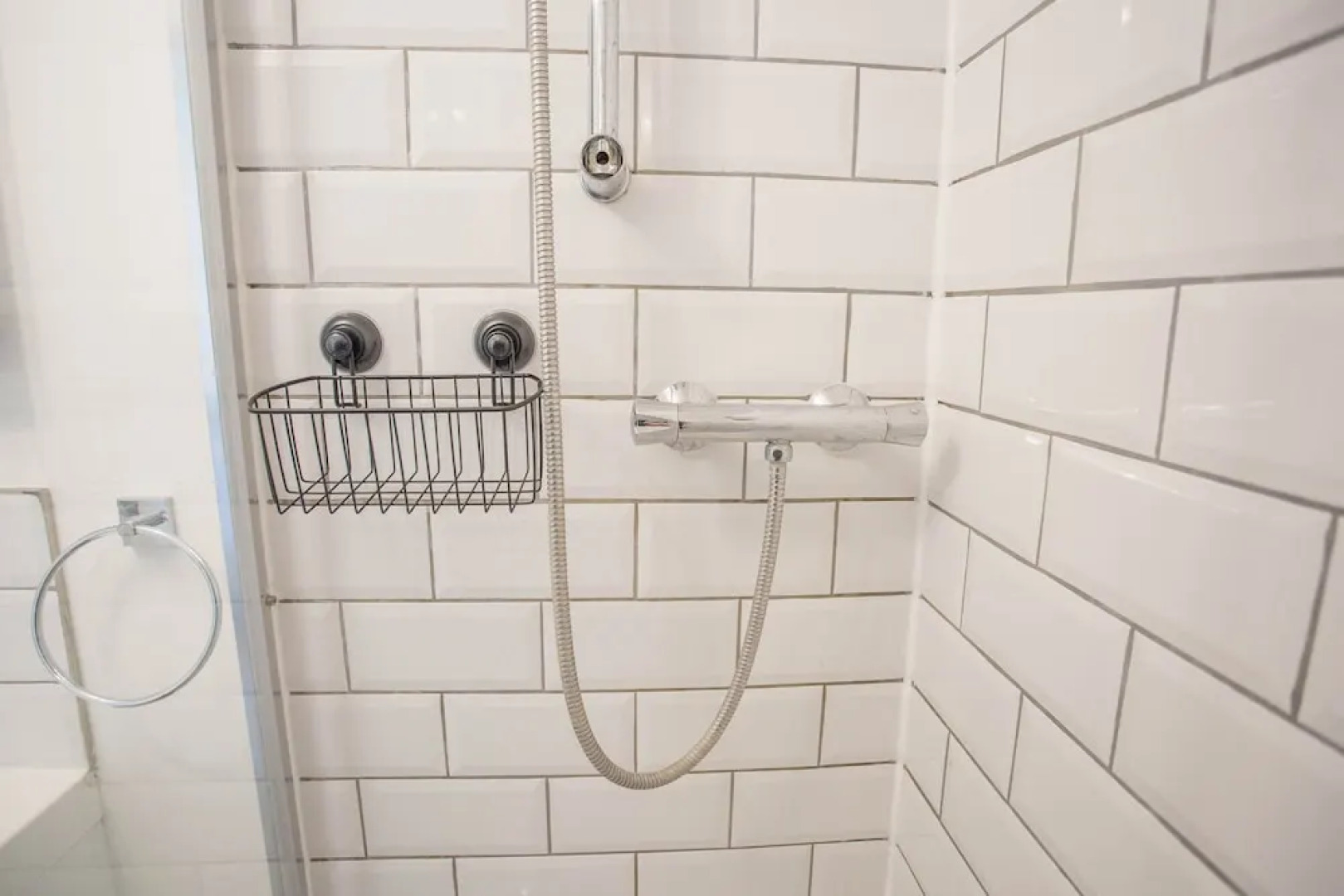 Snug with Views of the Chilterns