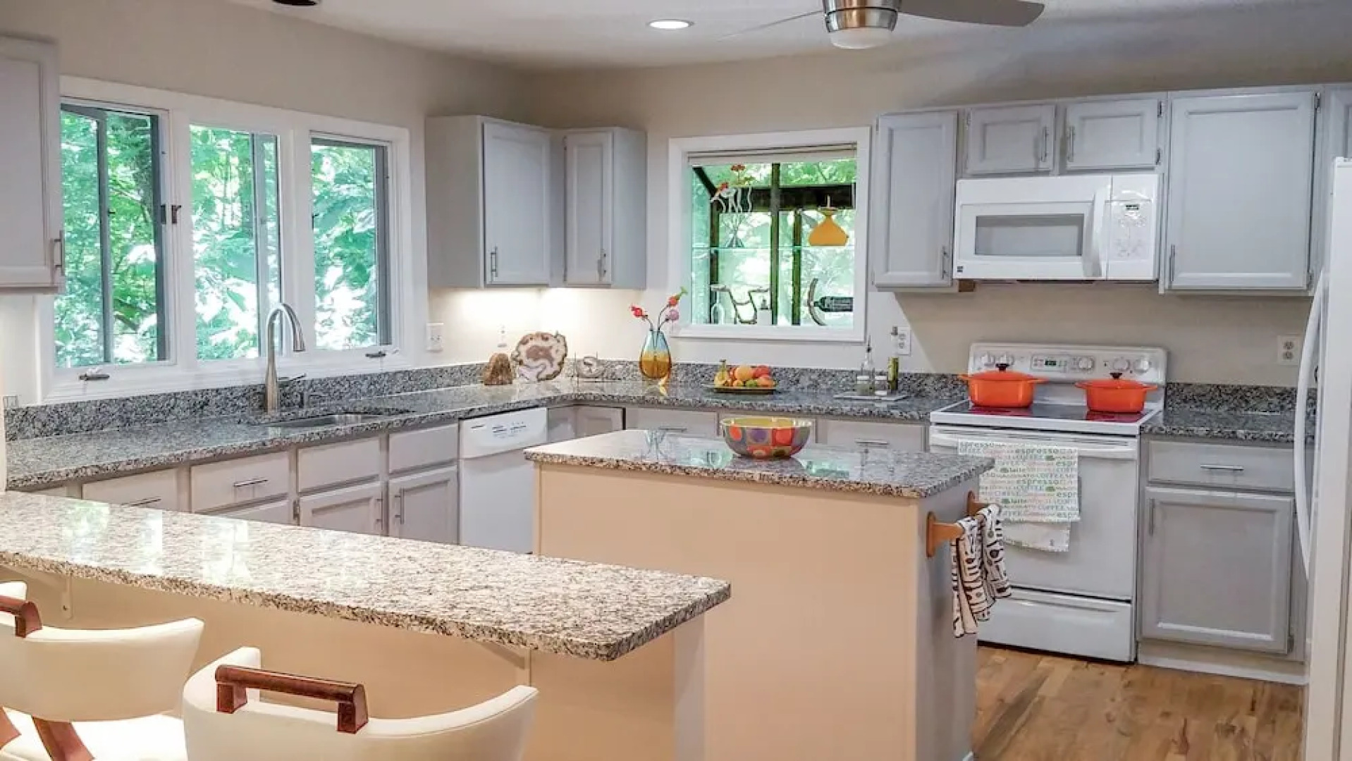 Middle Connestee - 3 Br Home