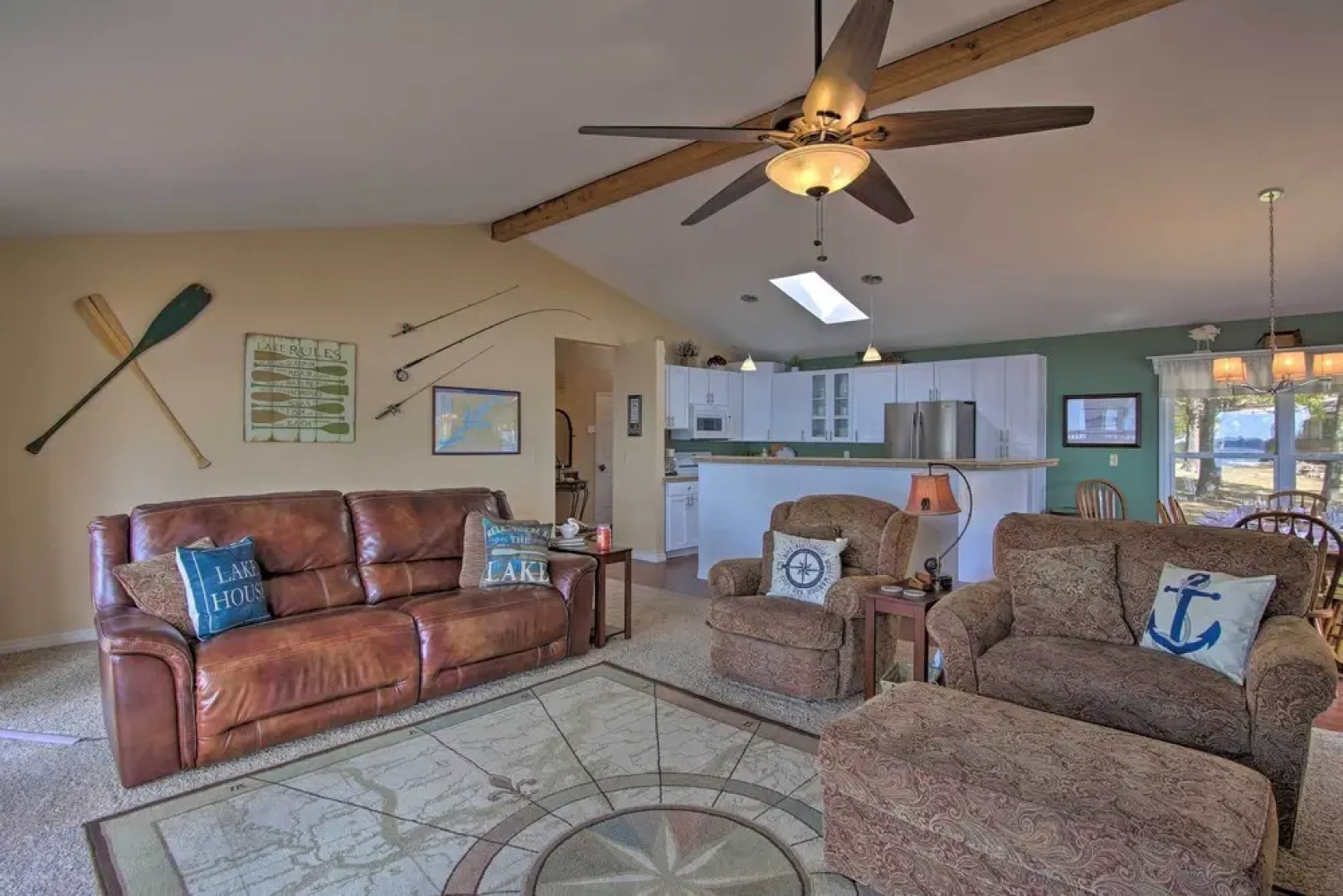 Shared Boat Ramp: Waterfront Home in Grove