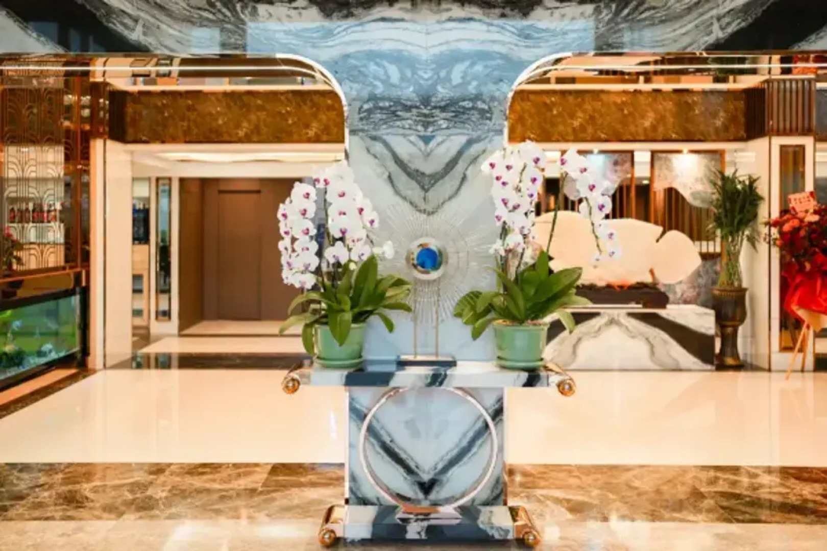 Golden Empire Suvarnabhumi Hotel