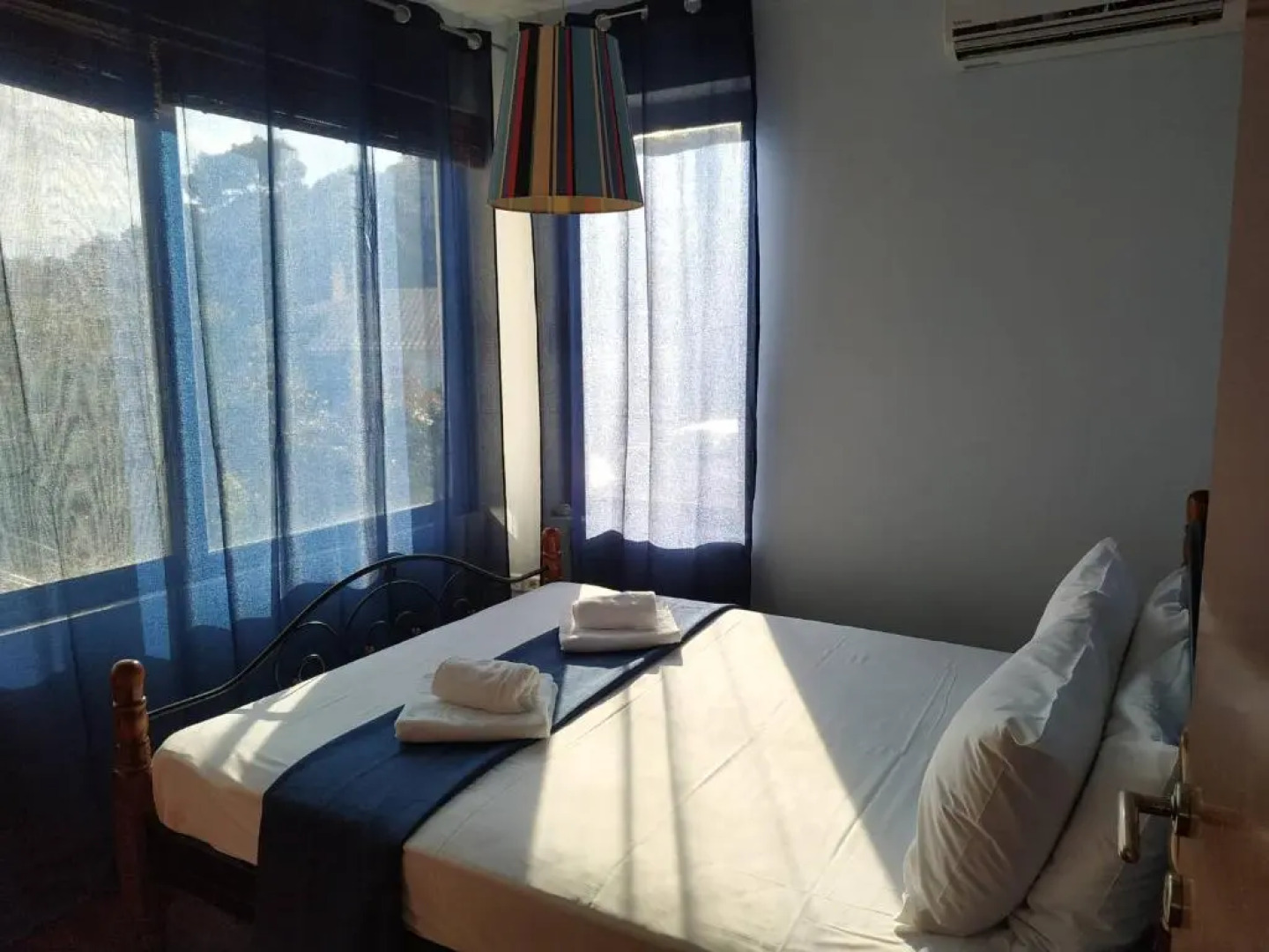 Beautiful house by the sea,Loutraki Skaloma.