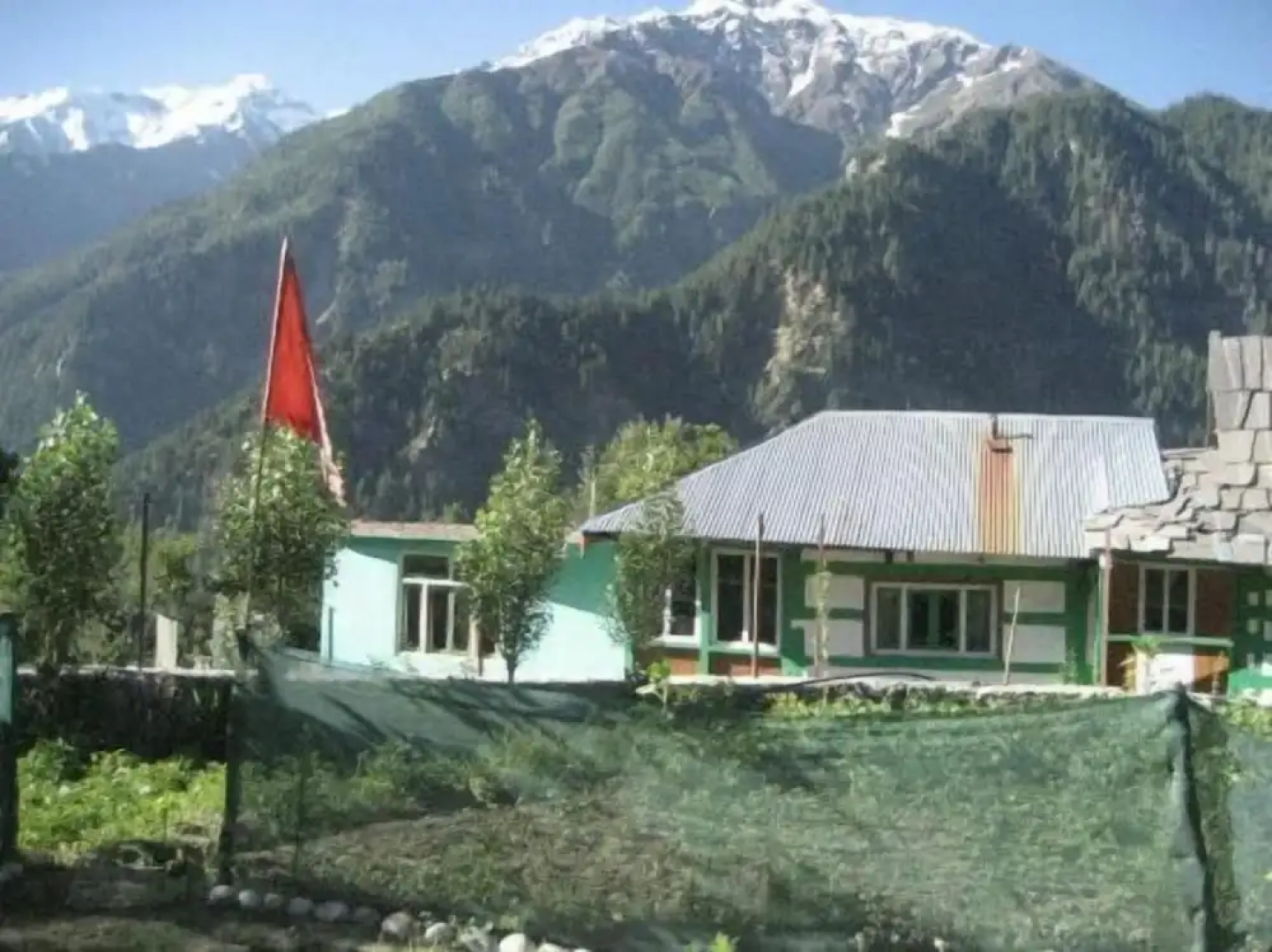 Shruti Guest House