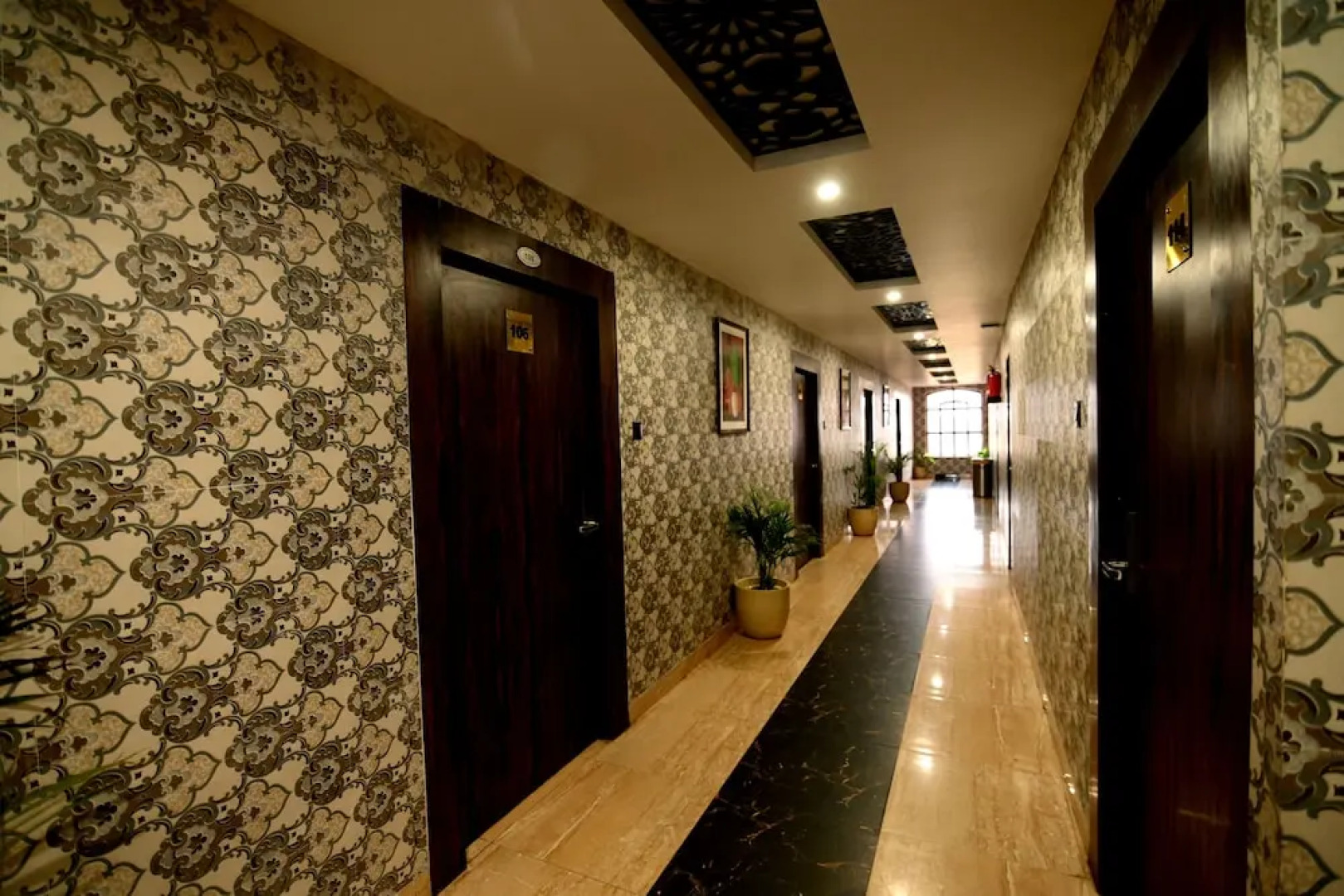 Royal Heritage Hotel & Resort