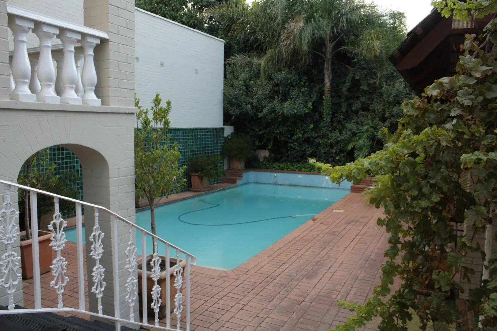 Northcliff Manor Guest House