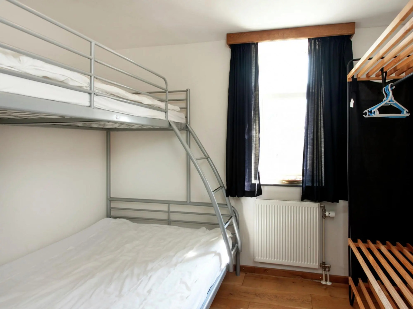 Vintage Farmhouse in Bemelen with Forest near