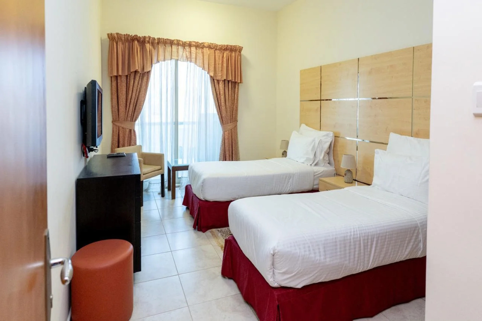 Al Raya Hotel Apartment