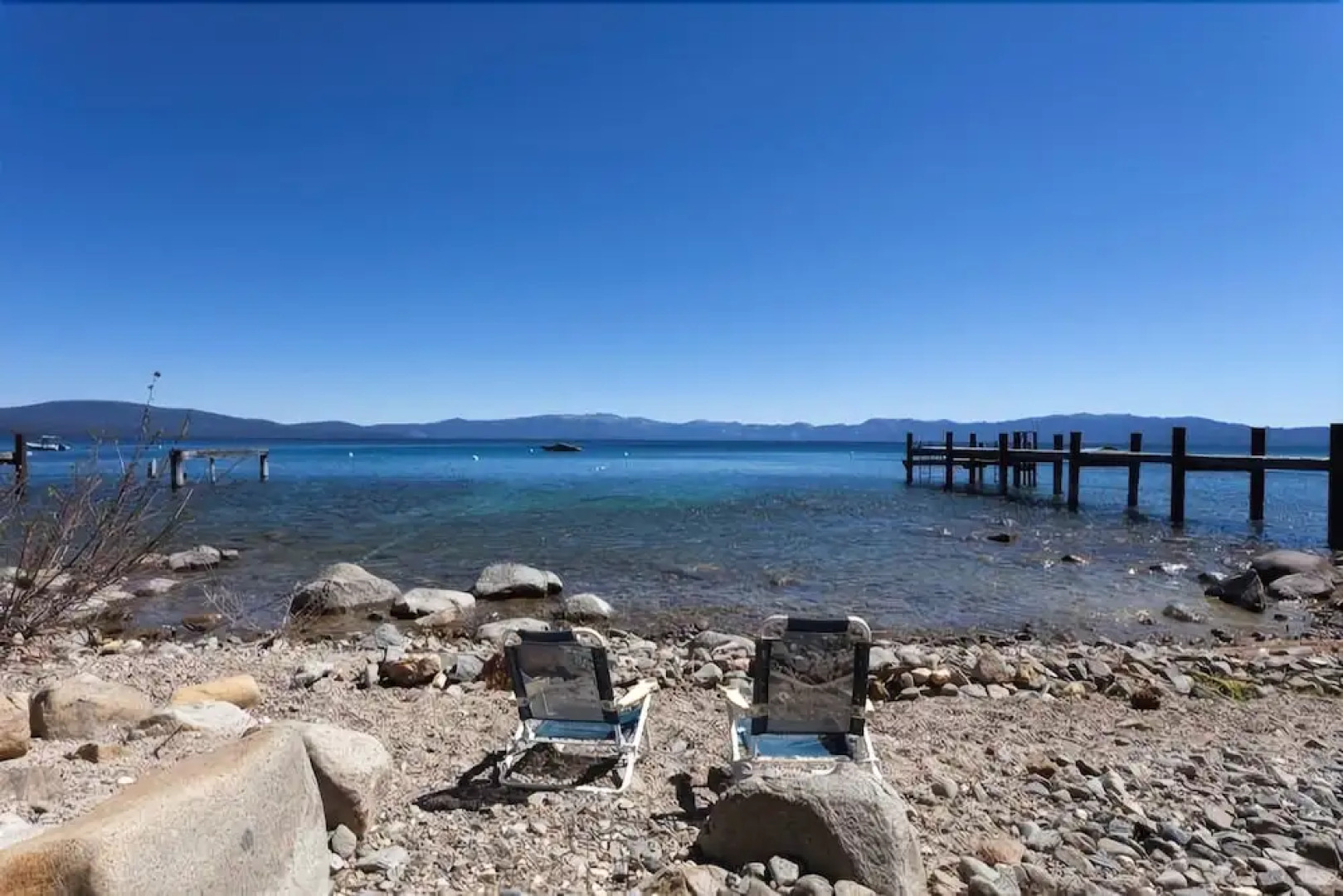 Fraser Lakefront Rental Cabin by RedAwning