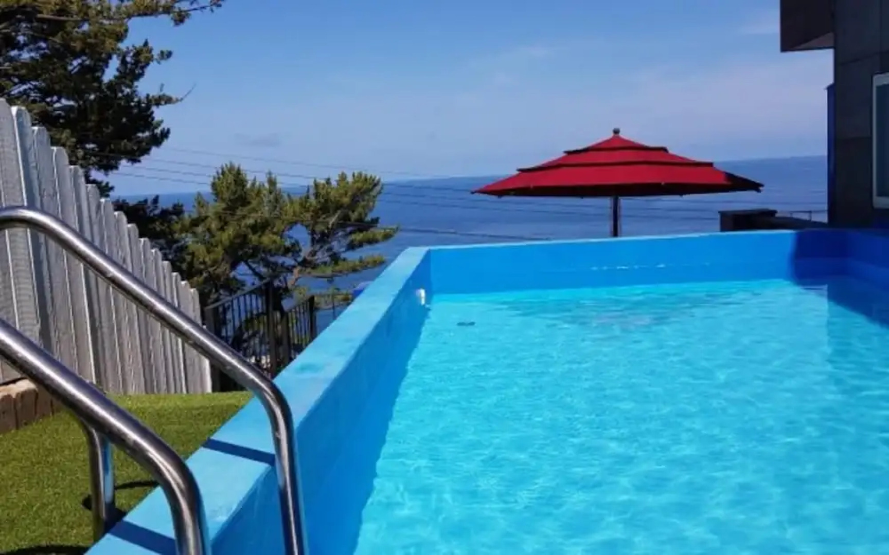 Yeongdeok Hyanguiteo Pension