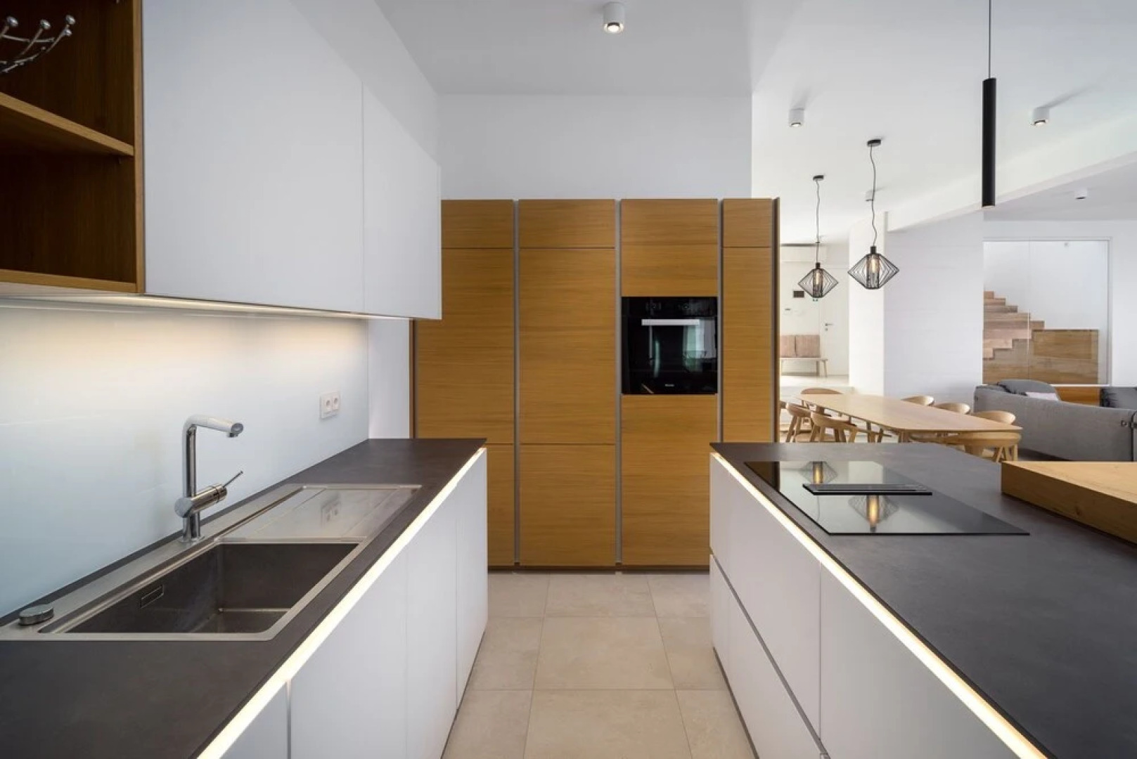 Beachfront Villa Grey Martini with Pool