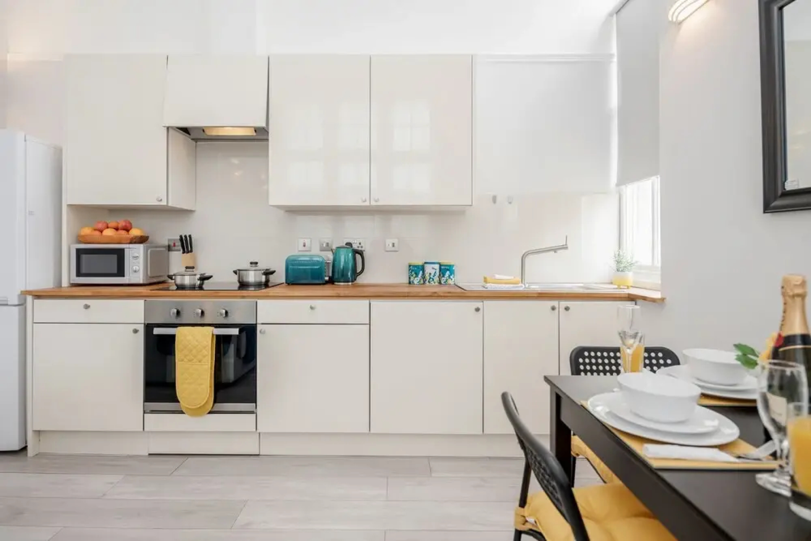 Watford Junction Suite - Modernview Serviced Accommodation