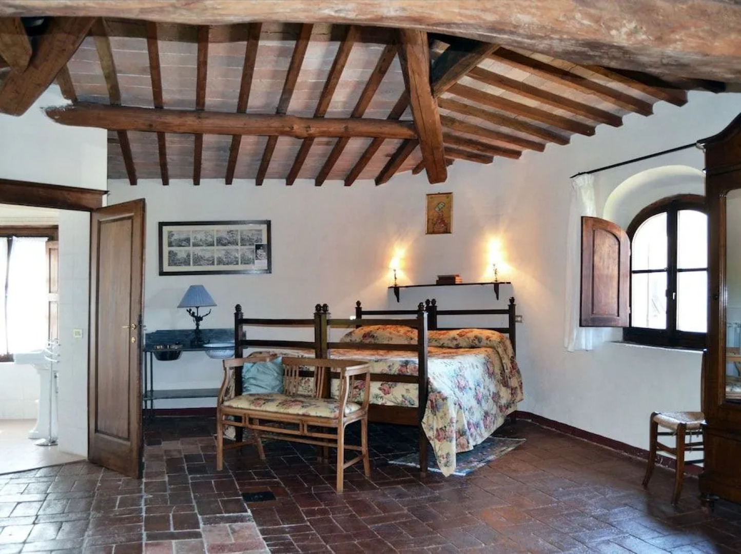 Charming Villa Marcialla