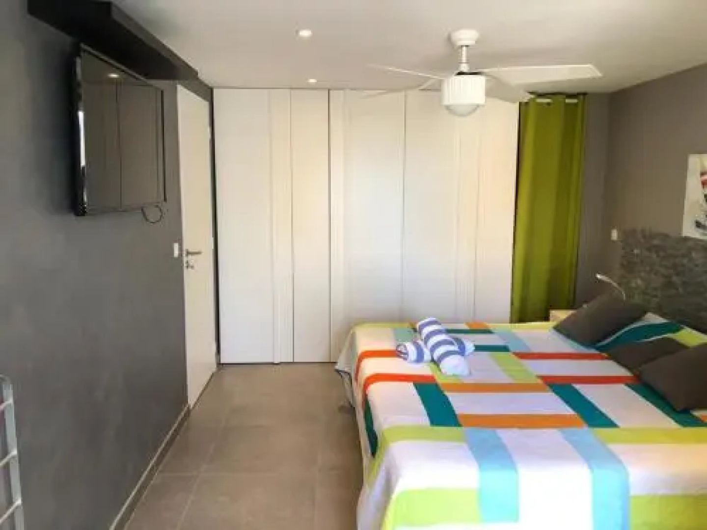 Nettlé Bay Beach Club