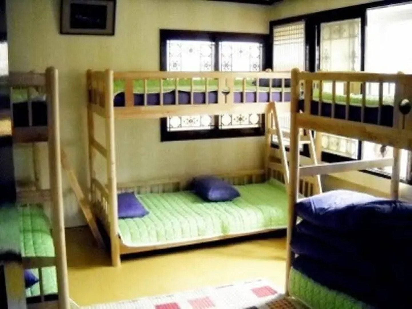 Homonomad Guesthouse