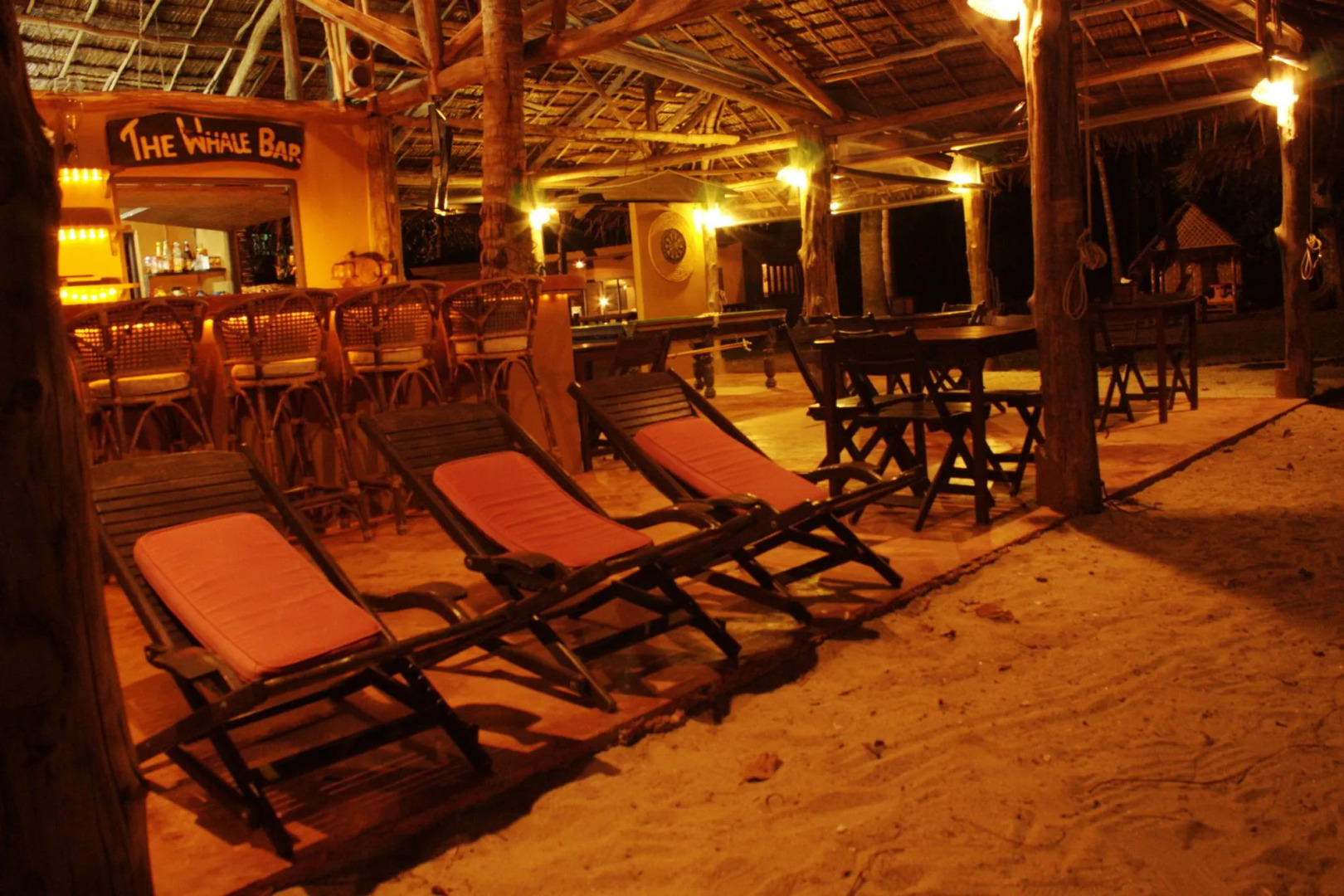 Melina's Beach Front Bungalow