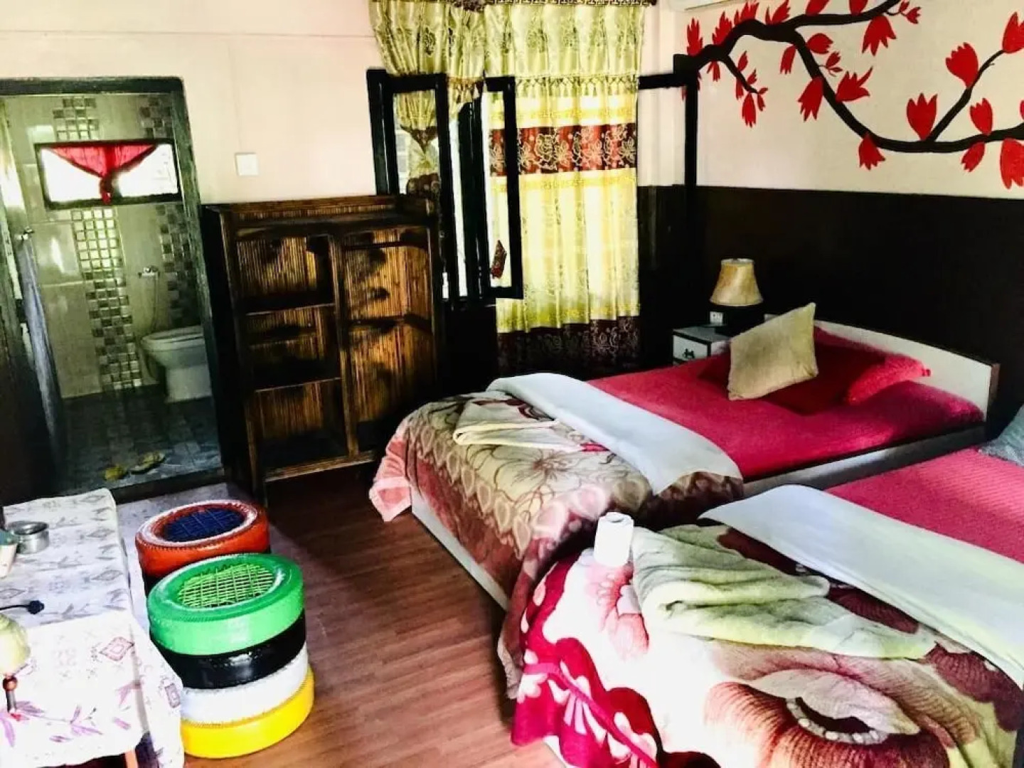 Safari Wildlife Lodge & Camp