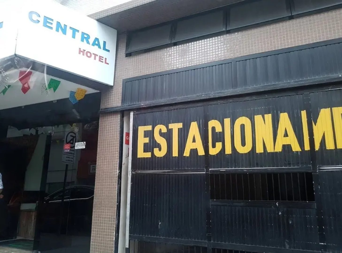 Central Hotel
