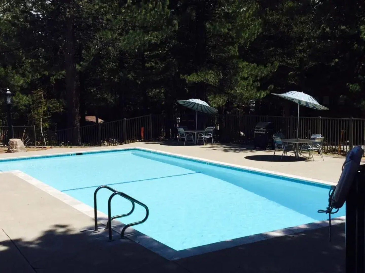 The Summit Condominiums by 101 Great Escapes