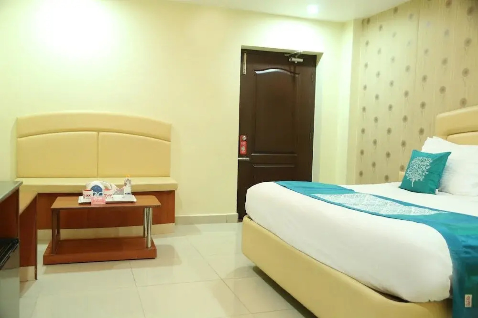 Kandy PLR Hotels