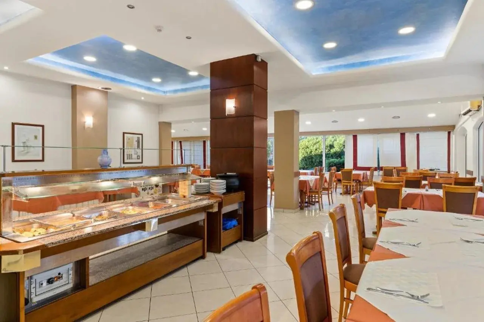Stefania Beach Resort