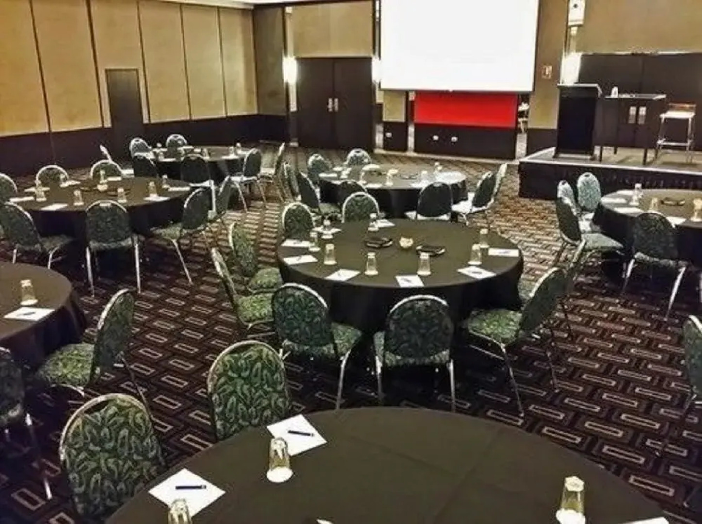 Mantra on View Hotel