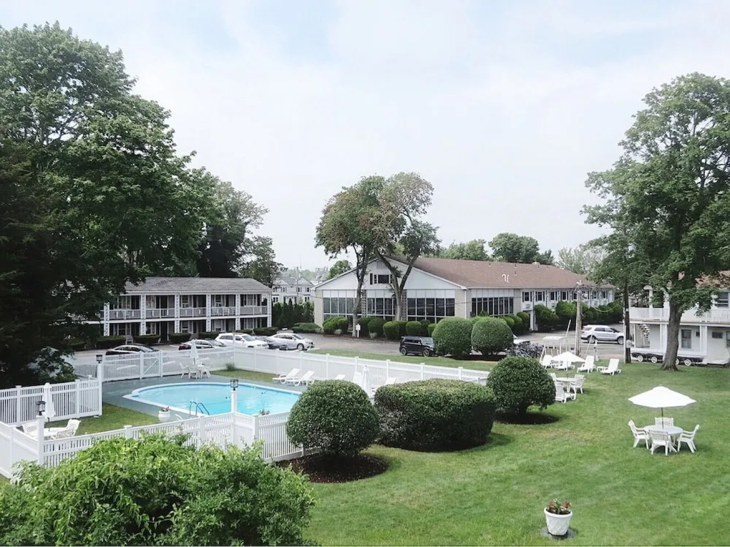 ShoreWay Acres Inn & Cape Cod Lodging