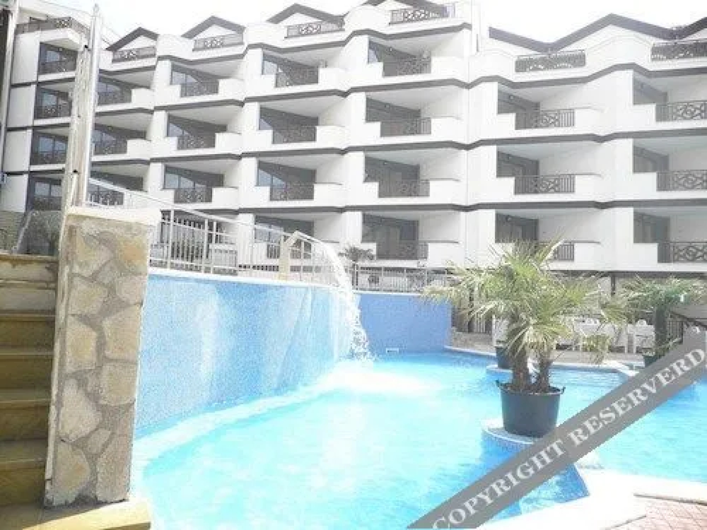 Royal Palm Apart Hotel