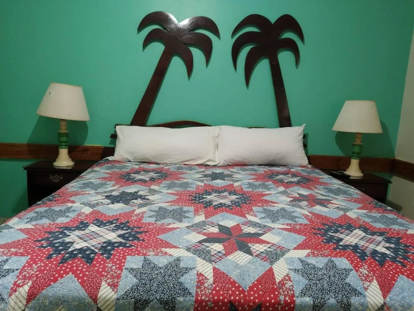 Entire 6-bedroom Villa Free Parking With Fast Wifi