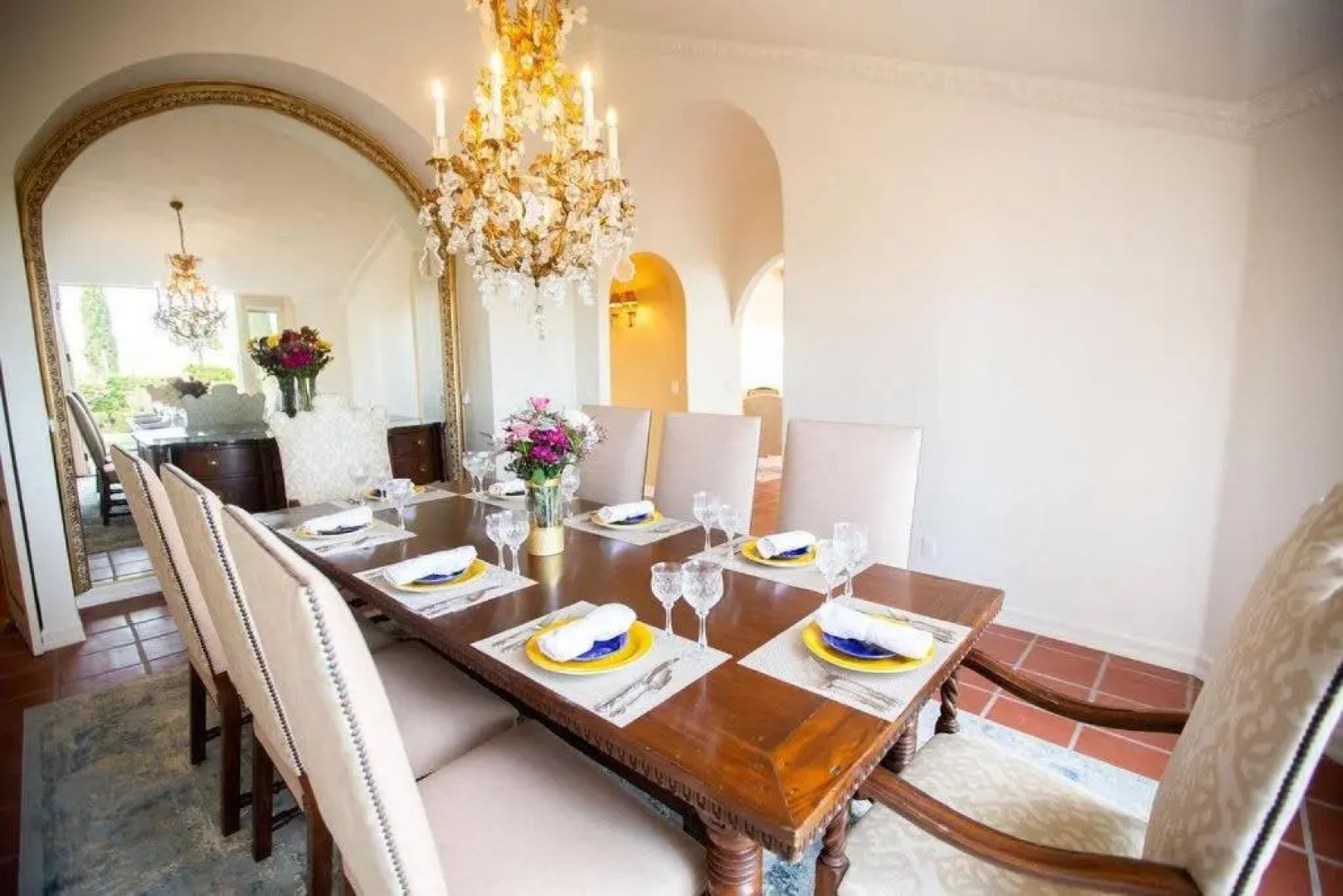 Chateau Robles -Vineyard English Garden