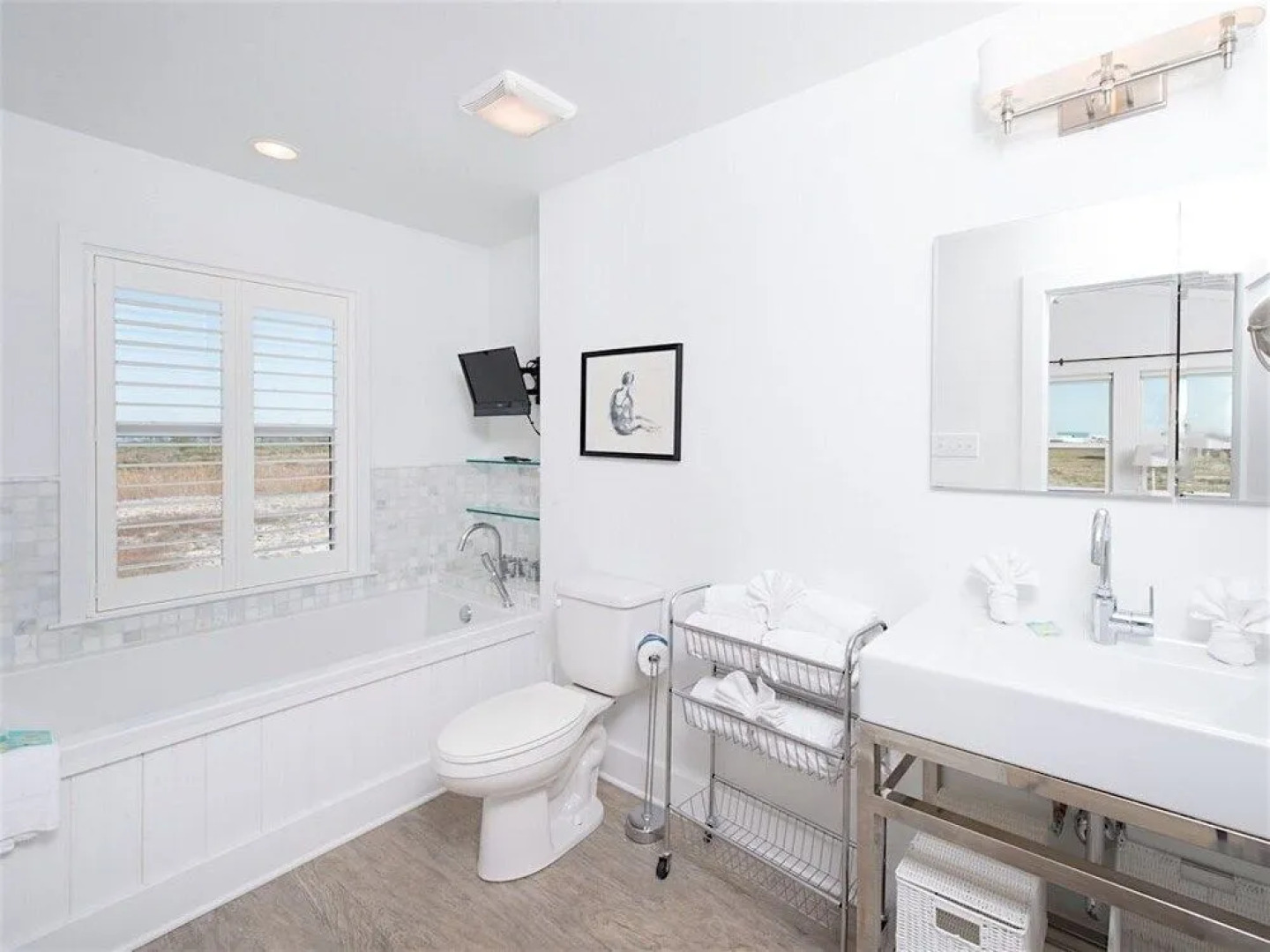 A Little Bit of Heaven - 2 Br Home