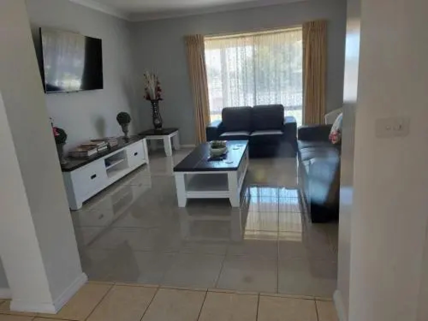 Numurkah Self Contained Apartments - The Saxton