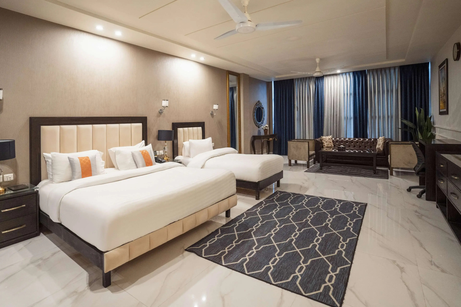Oxygym Club Hotel & Suites