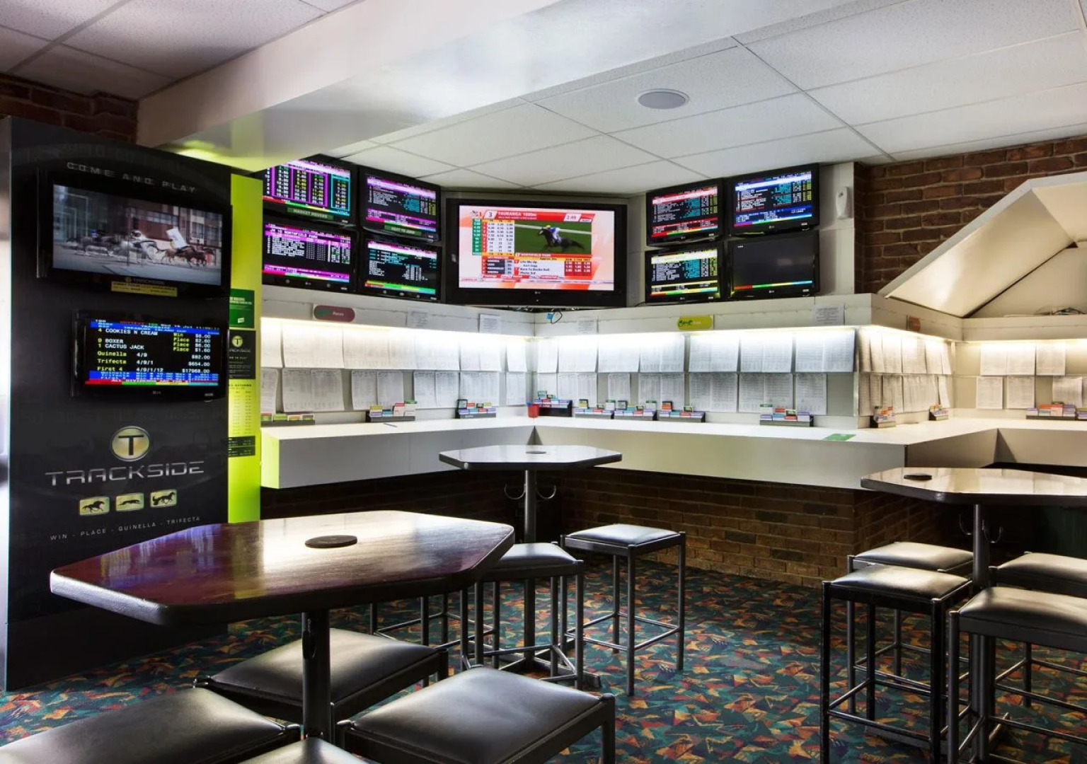 Nightcap at Archer Hotel