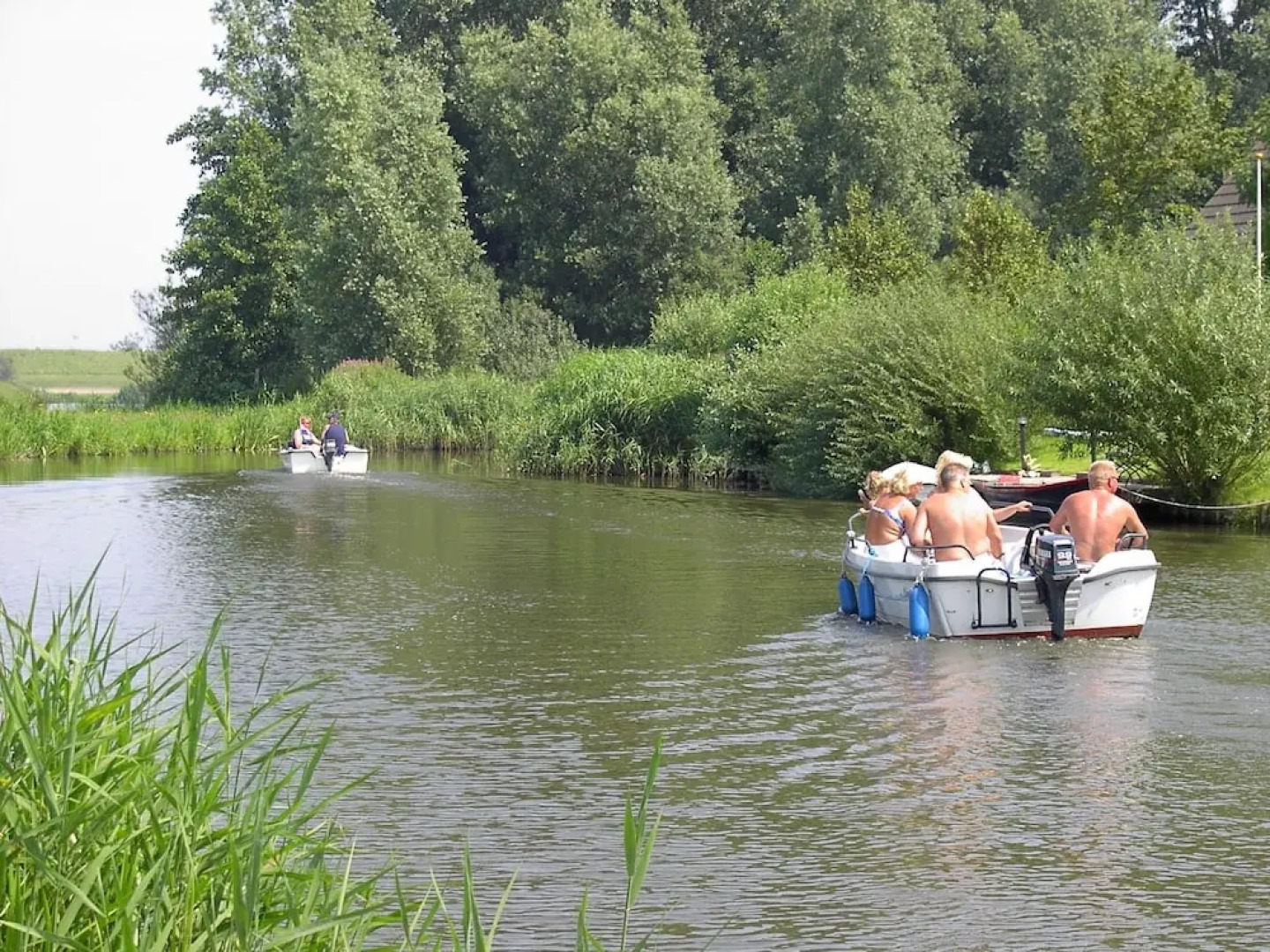 Tidy Bungalow With Dishwasher, Close to the Water