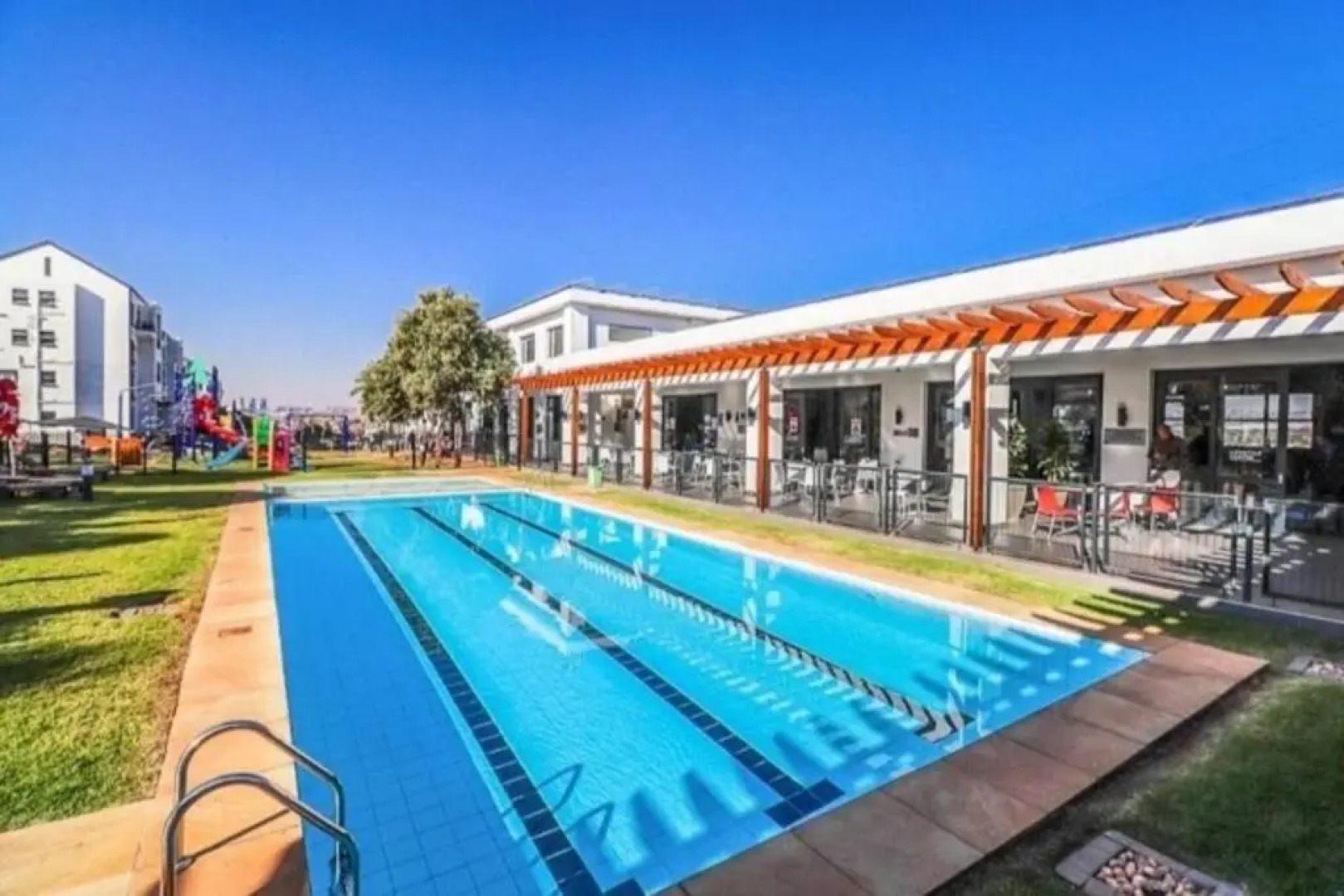 Alimama Spaces: the Manson's Greenstone