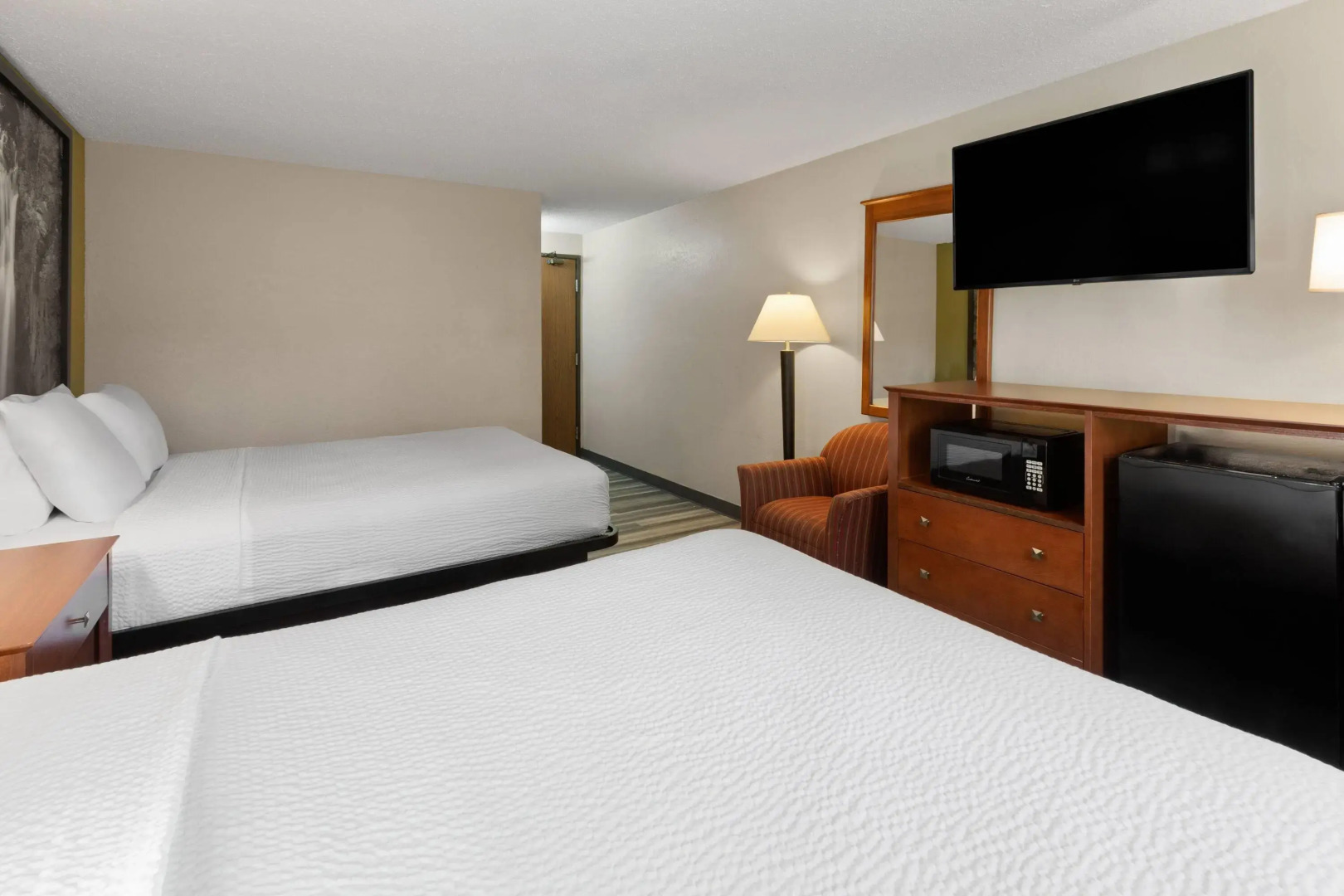 Super 8 by Wyndham Winona MN