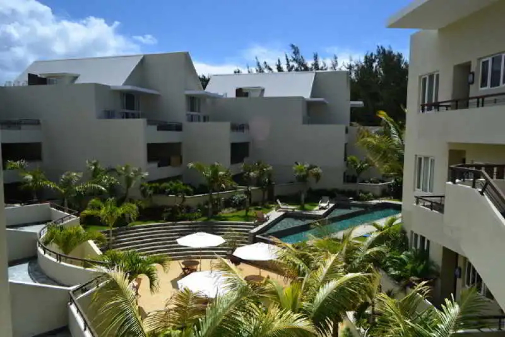 Cape Bay Luxury Beach Apartments By Barnes