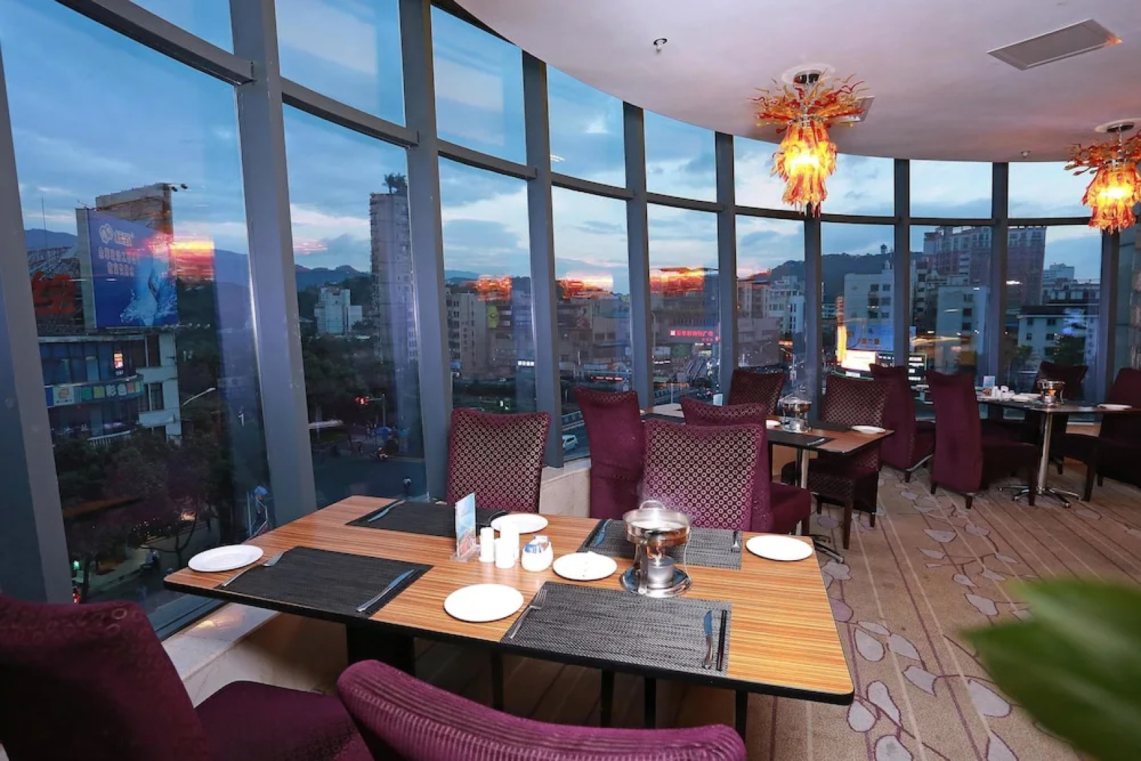 Ramada by Wyndham Longyan