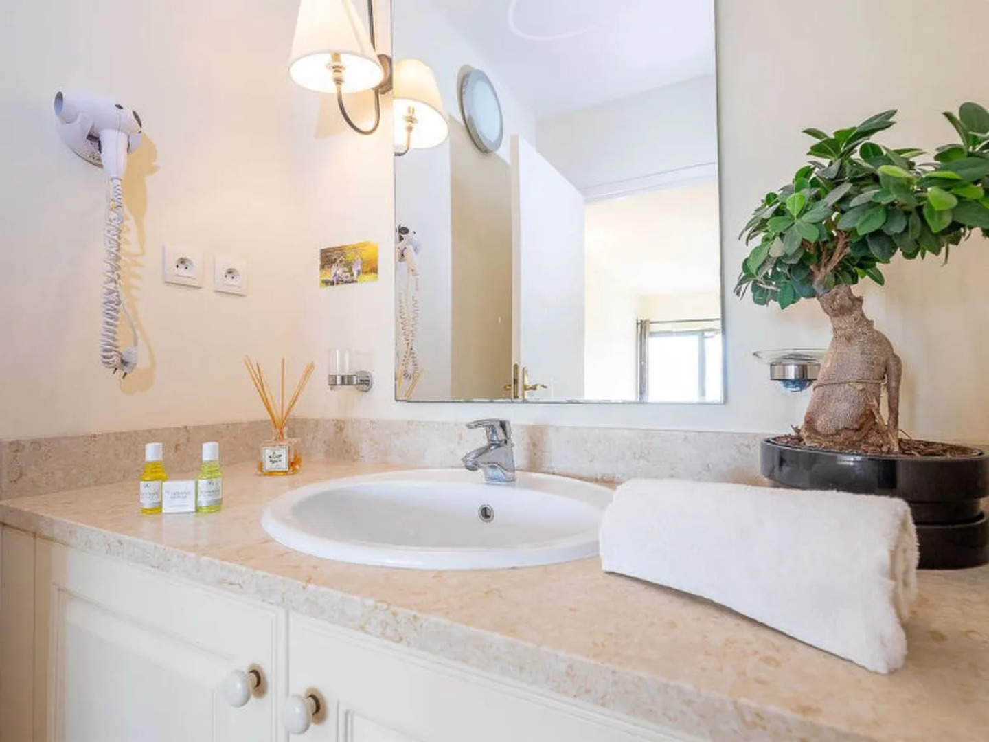 Provence Country Club (LSS200)