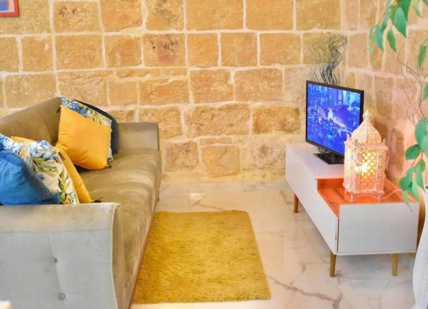 Compact And Cheerful House Close To Valletta