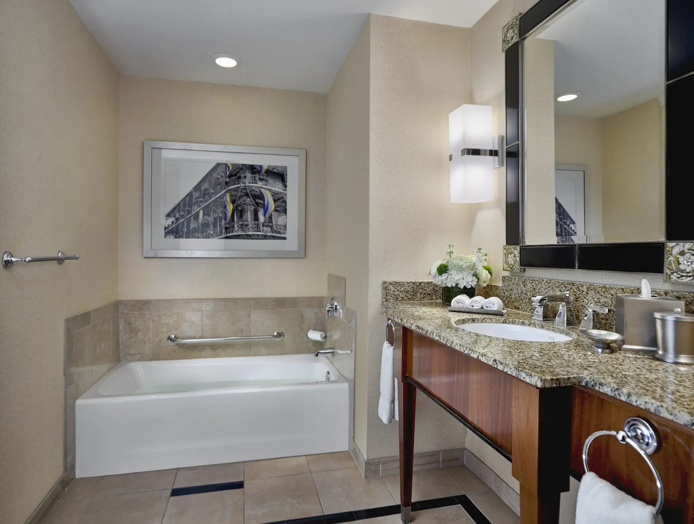 Loews New Orleans Hotel