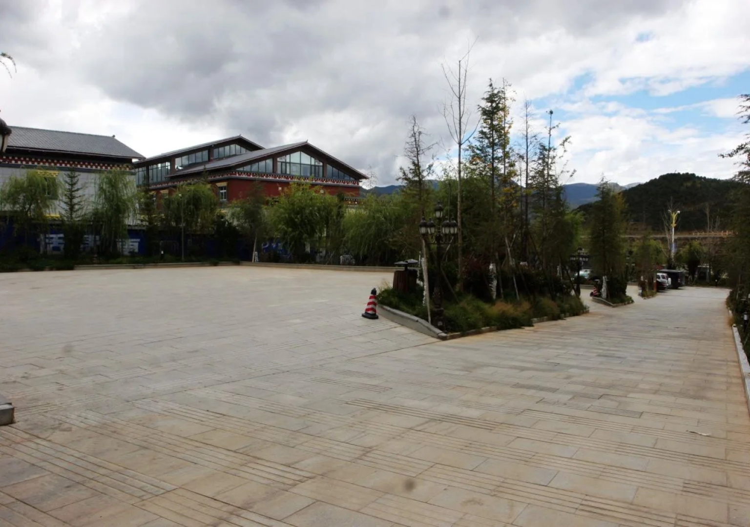 Hawthorn By Wyndham Shangri-La Old Town