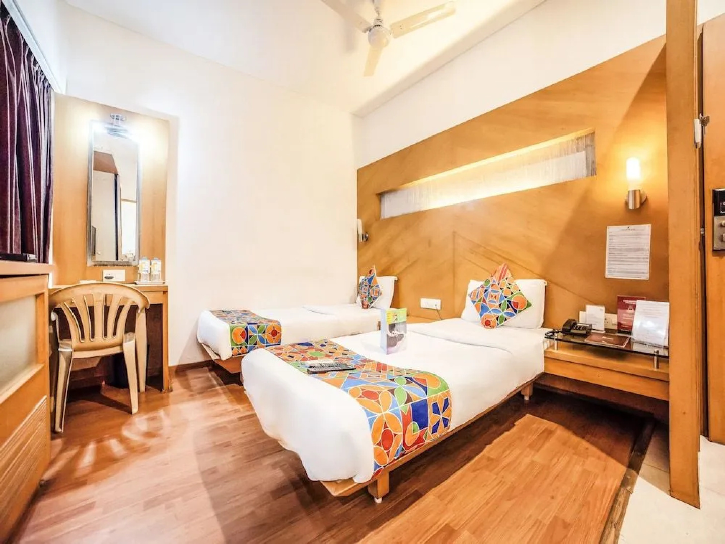 FabHotel Lakme Executive FC Road