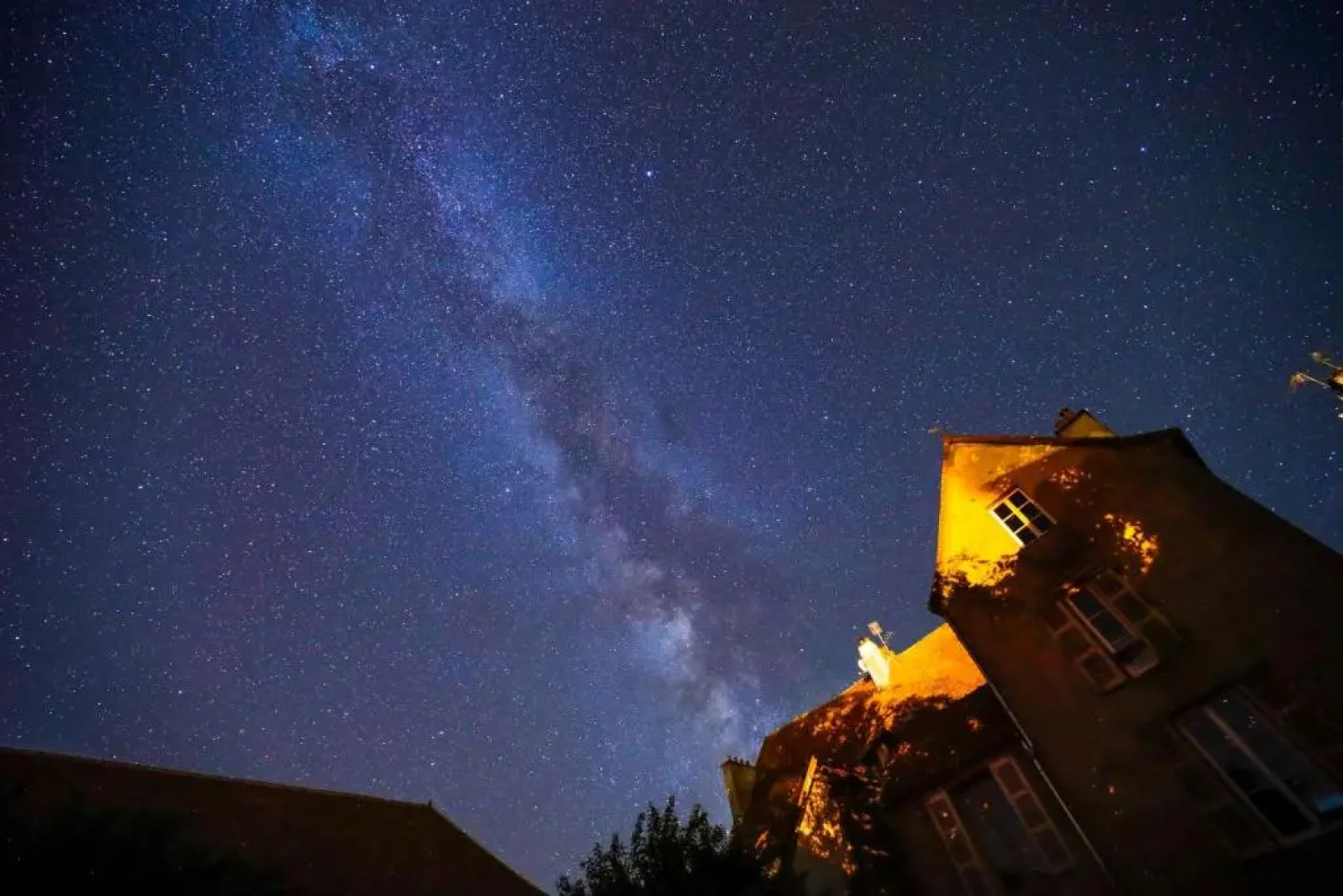 pied à terre saulieu
