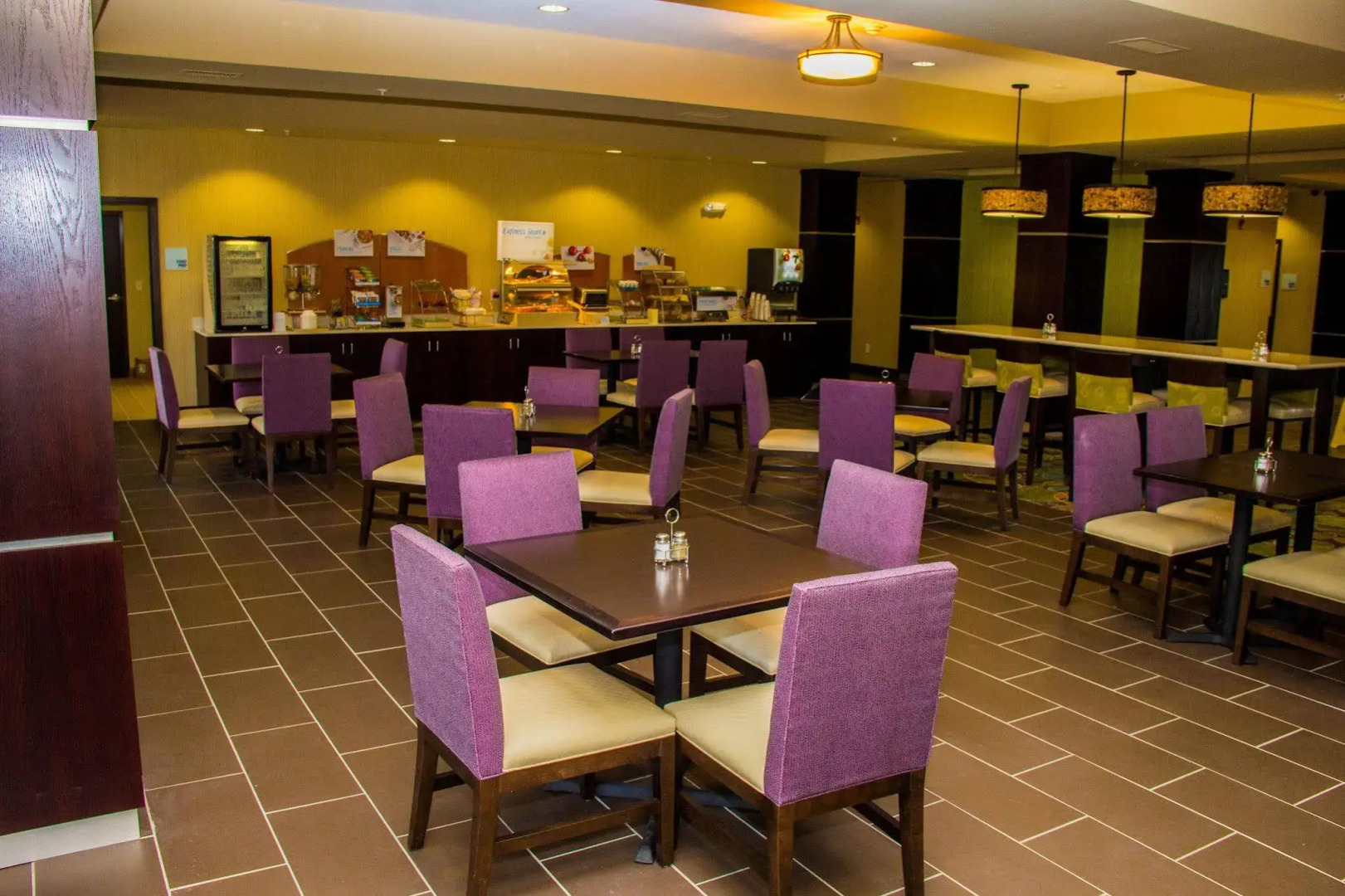 Holiday Inn Express & Suites Sikeston Southwest by IHG
