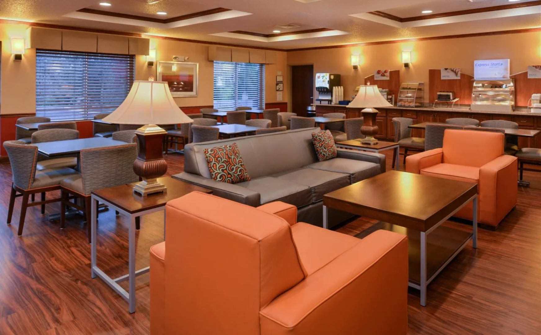 Holiday Inn Express Hotel & Suites Lancaster-Lititz by IHG