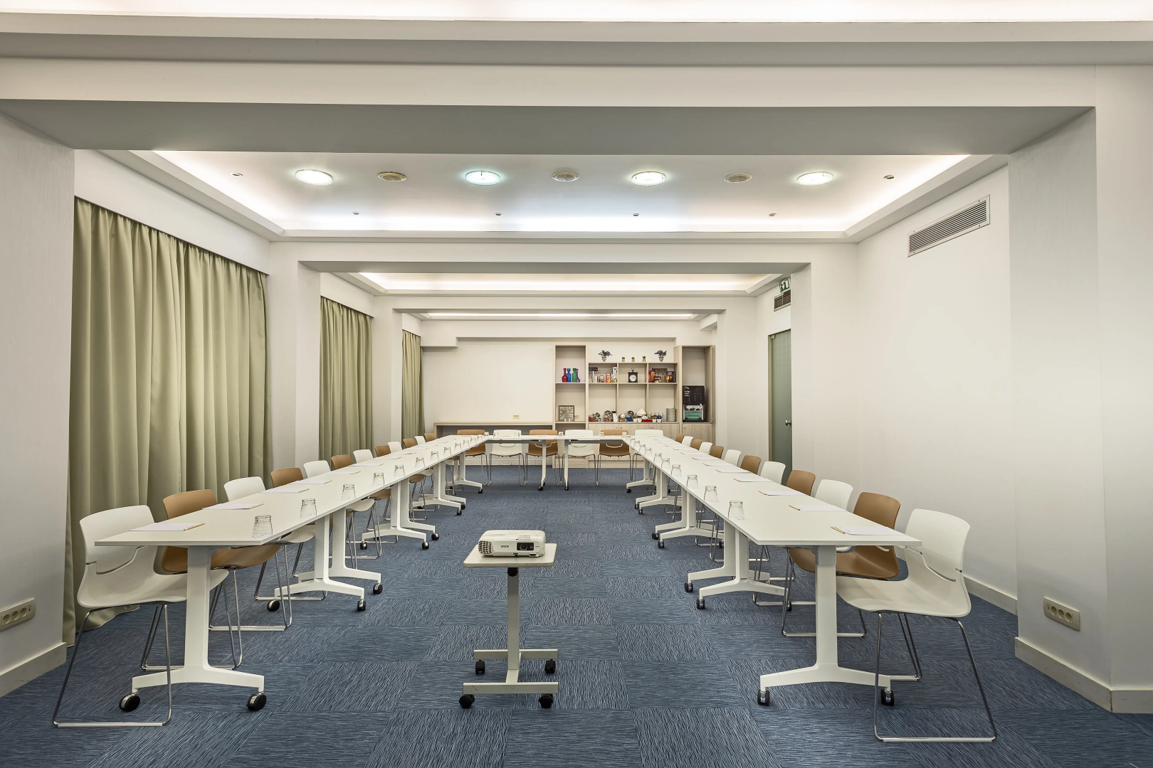 Отель Airotel Stratos Vassilikos