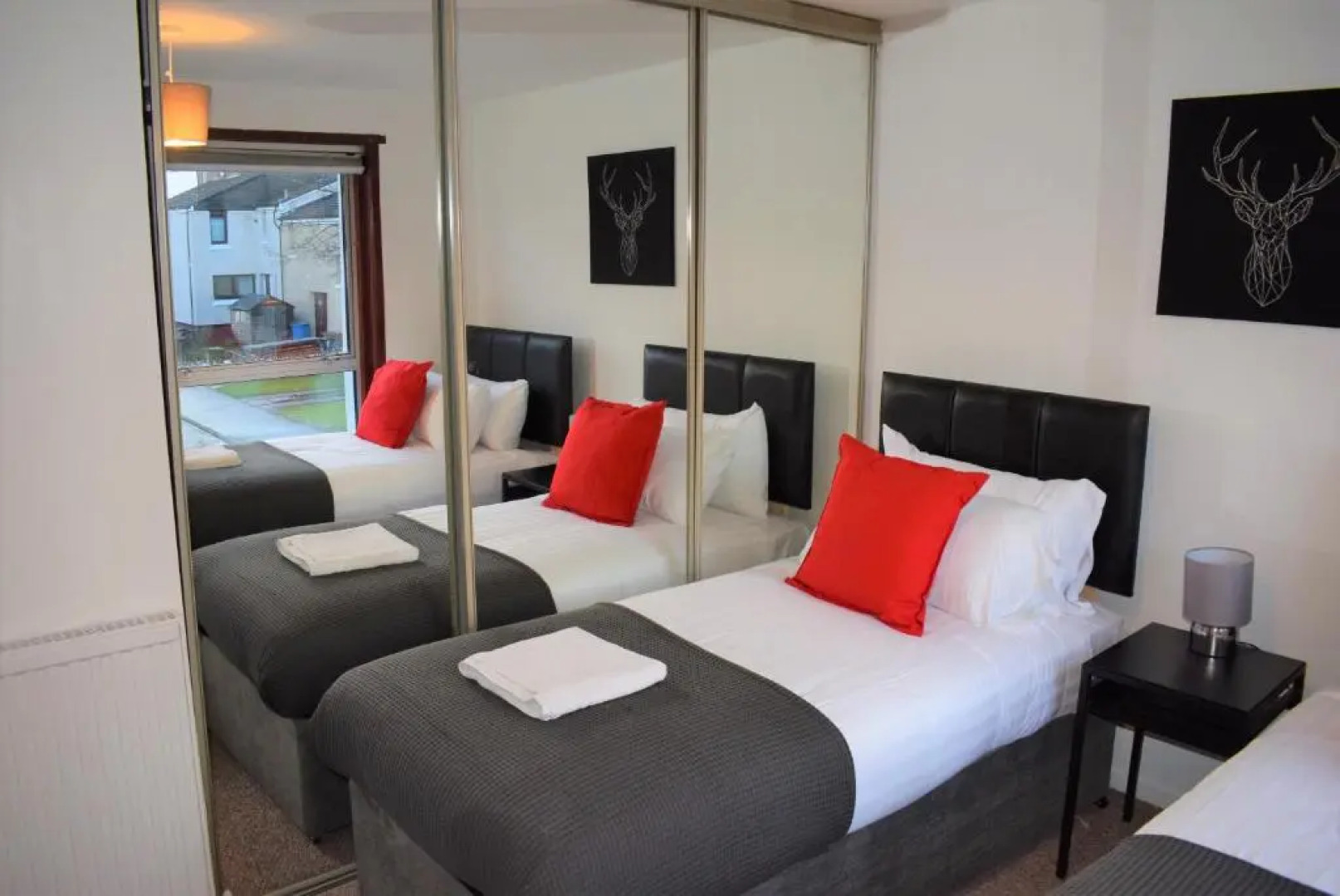 3 Bedroom-Kelpies Serviced Apartments Burns